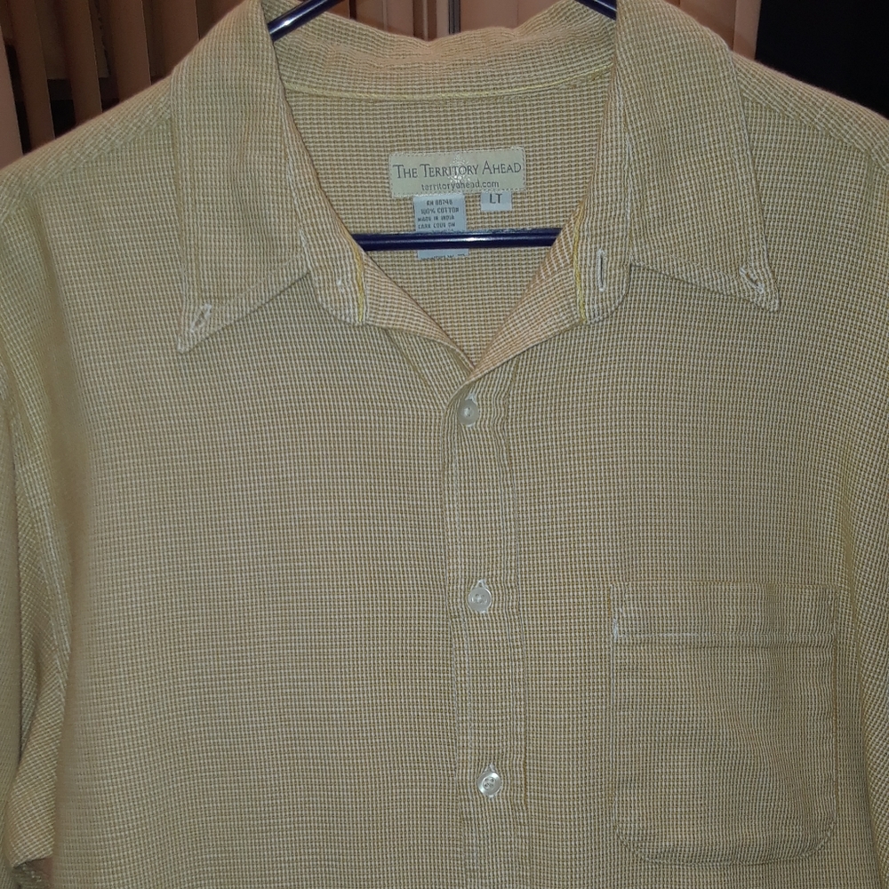 Territory Ahead Men' Button Down shirt size L Tall